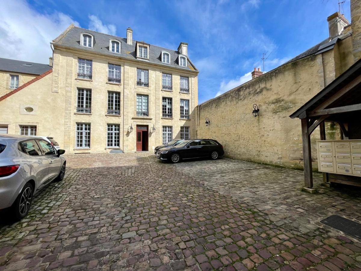 Le Petit Malo Apartamento Bayeux Exterior foto